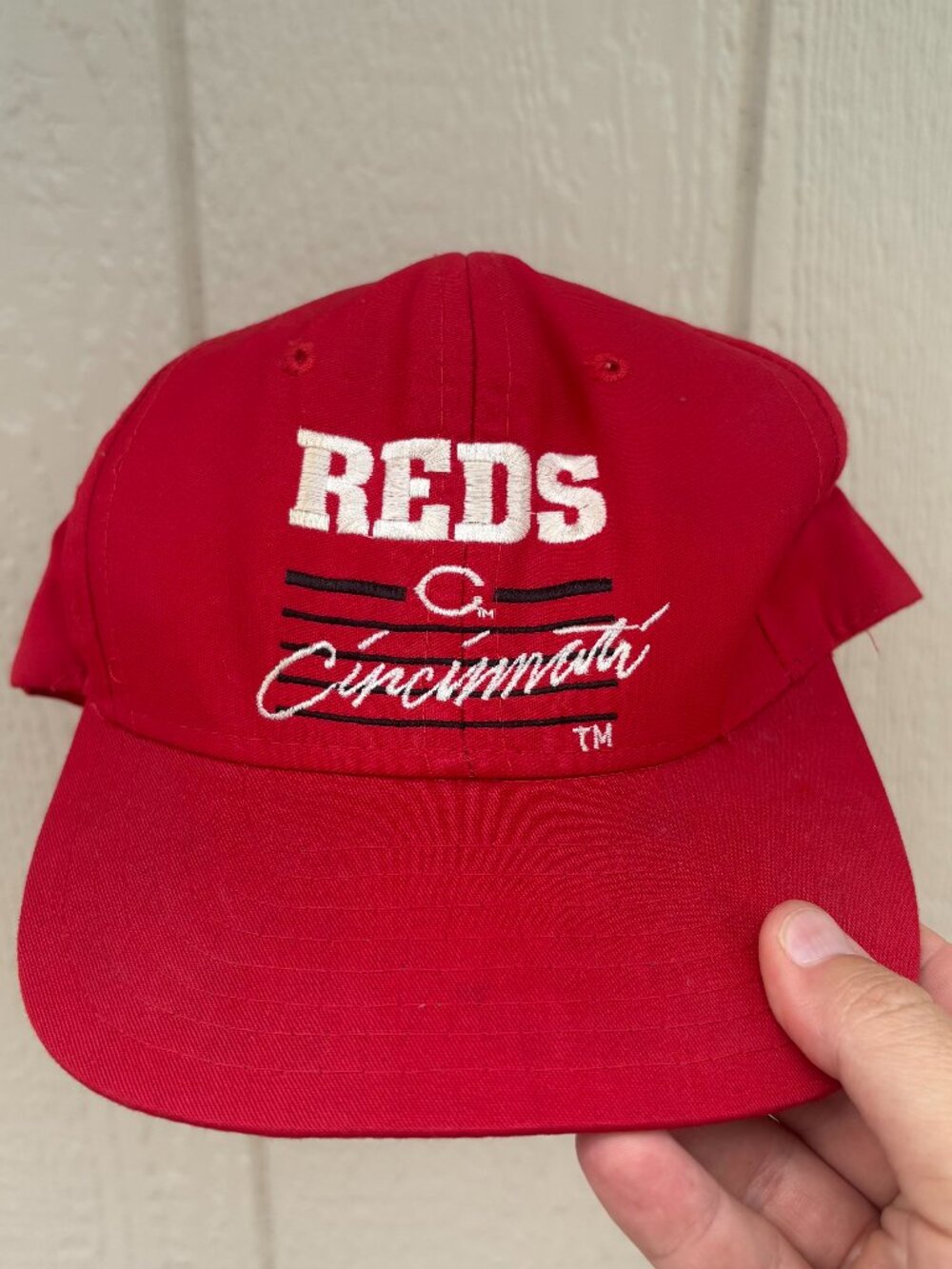 Vintage Cincinnati Reds Baseball Hat One Size MLB Designer Award Headwear 90s